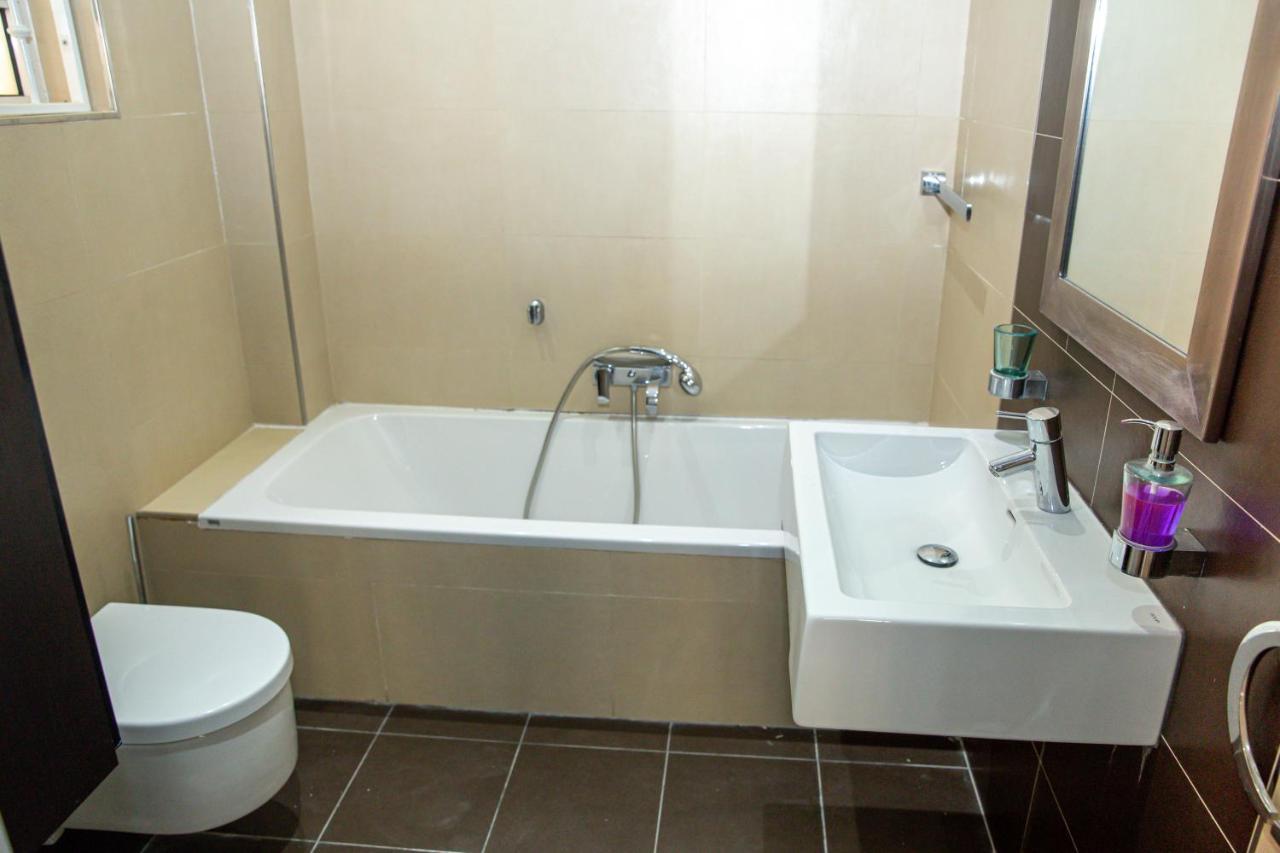 Apartamento Dolmen Court Flat 10, Qawra Bahía de San Pablo Exterior foto