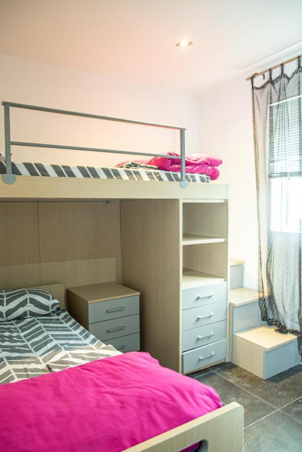 Apartamento Dolmen Court Flat 10, Qawra Bahía de San Pablo Exterior foto
