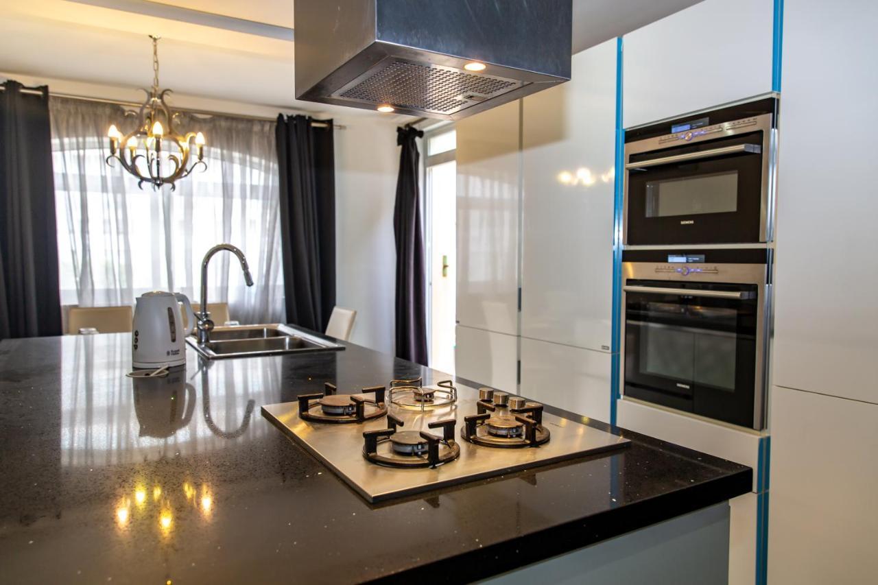 Apartamento Dolmen Court Flat 10, Qawra Bahía de San Pablo Exterior foto