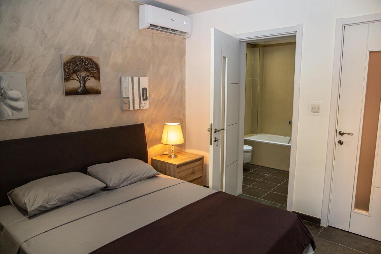 Apartamento Dolmen Court Flat 10, Qawra Bahía de San Pablo Exterior foto